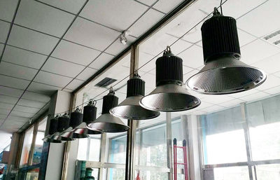 服務&信任|科明&北京順義未來之星:服務帶來好口碑 - 工業(yè)案例 - LED工業(yè)照明-工廠照明-戶外照明-LED工廠燈-LED泛光燈-LED投光燈-科明光電